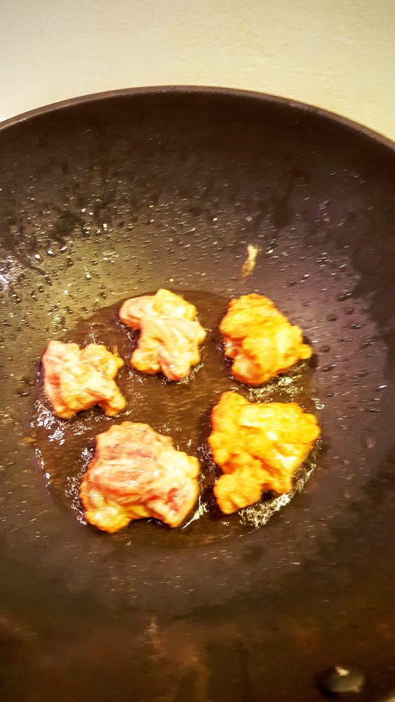 Kyllingestykker på panden; General Tso Kylling opskrift